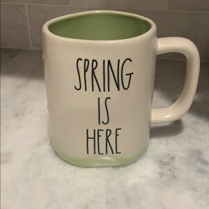 RAE DUNN “SPRING HAS SPRUNG”MUG